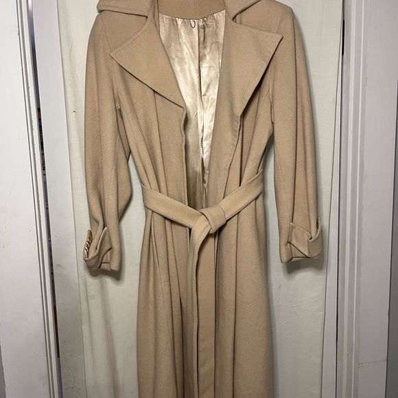 Cashmere Cream Wrap Coat Super Soft - Picture 5 of 6